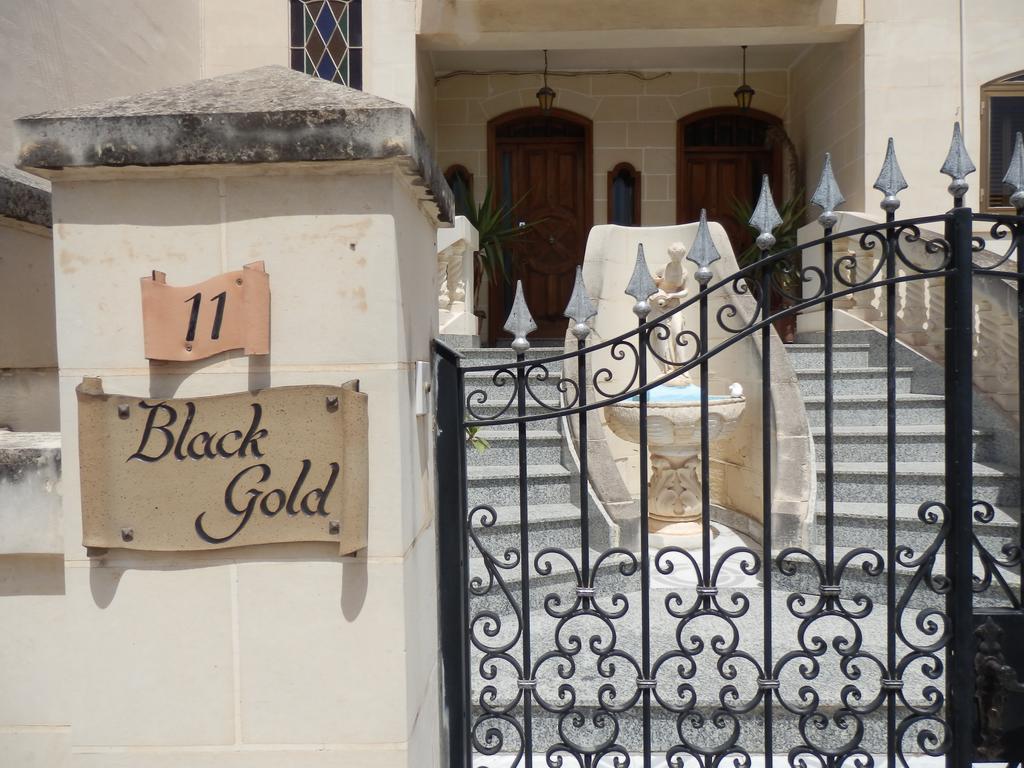 Black Gold Private Room Msida Exterior photo